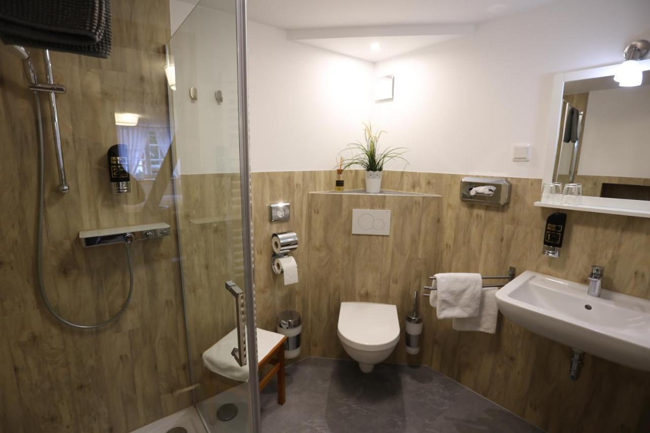 Pension Alte Scheune Hotel Мелзунген Екстериор снимка