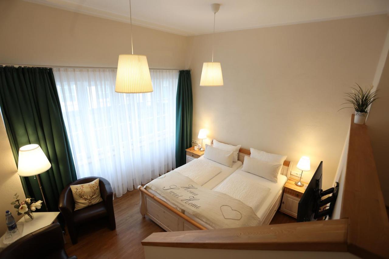 Pension Alte Scheune Hotel Мелзунген Екстериор снимка